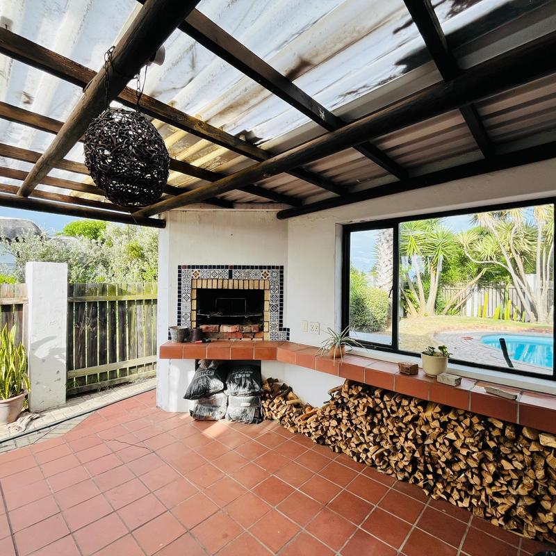 4 Bedroom Property for Sale in St Francis Bay Eastern Cape